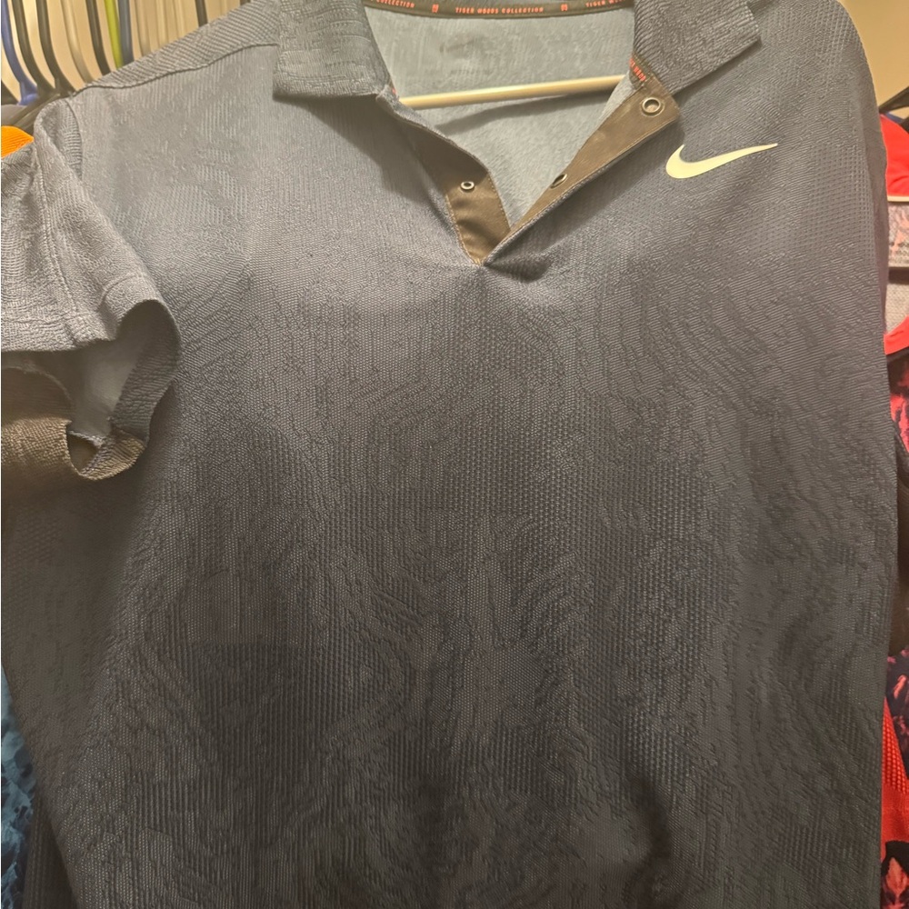 Nike Men's Tiger Woods Jacquard Navy Blue Polo Shirt
